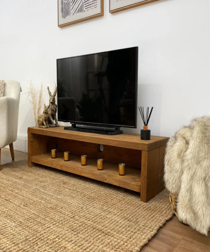 Rebecca TV Stand